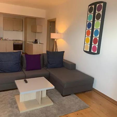 Apartment Upground 365 *